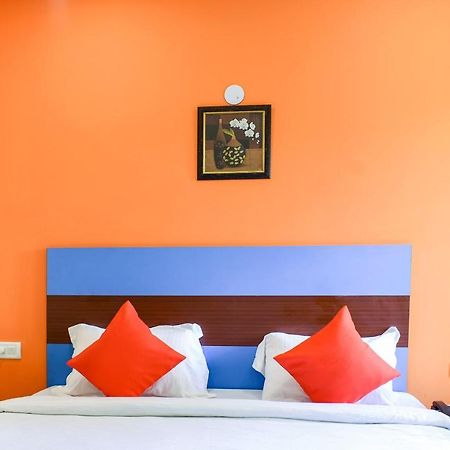 Capital O 67249 Hotel Planet Μπουμπάνεσβαρ Εξωτερικό φωτογραφία
