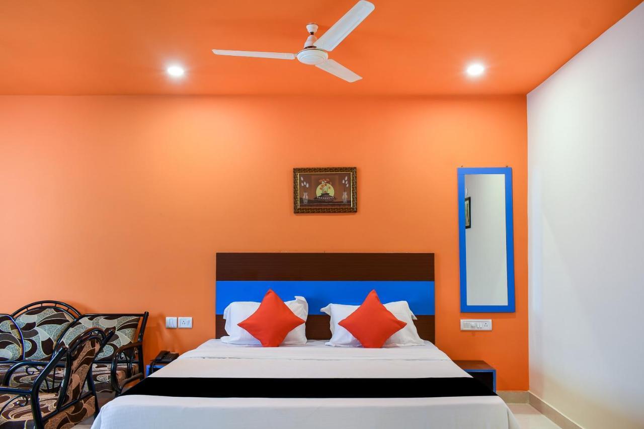 Capital O 67249 Hotel Planet Μπουμπάνεσβαρ Εξωτερικό φωτογραφία