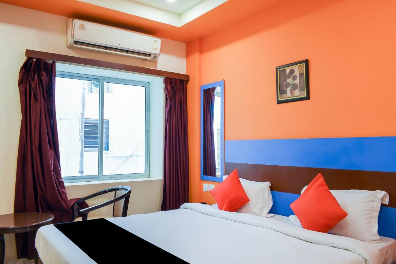 Capital O 67249 Hotel Planet Μπουμπάνεσβαρ Εξωτερικό φωτογραφία